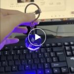 Осветен ключодържател с логото на автомобила – video